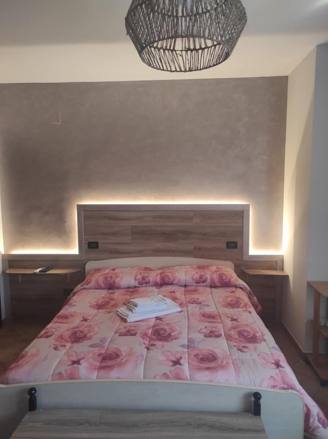 B&B Gli Amici Del Tubarello Розето дели Абруци Екстериор снимка